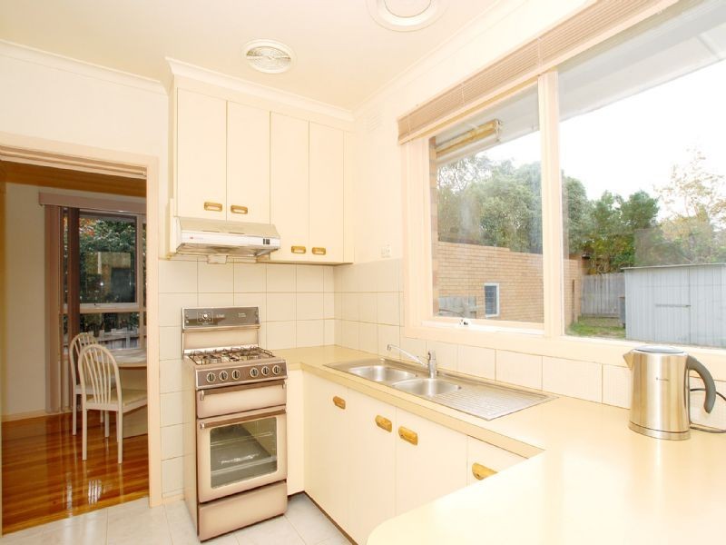 2 Belvedere Avenue , Doncaster East VIC 3109