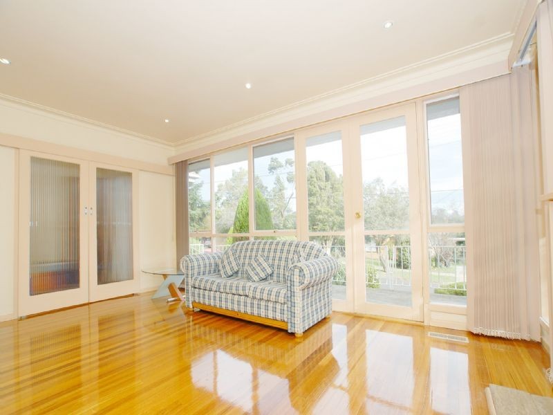 2 Belvedere Avenue , Doncaster East VIC 3109