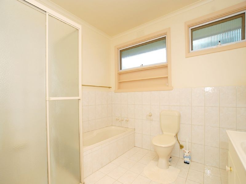 2 Belvedere Avenue , Doncaster East VIC 3109