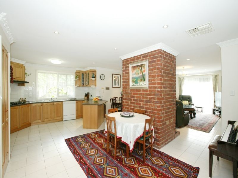 1/20 Tram Road , Doncaster VIC 3108