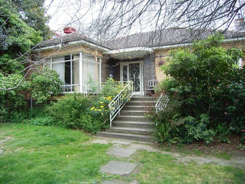 138 Nell Street , Greensborough VIC 3088