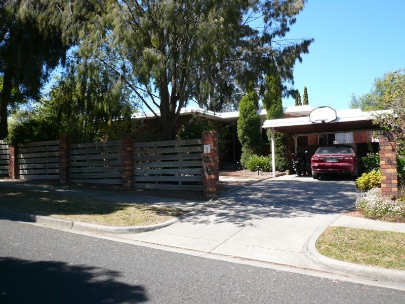 1 Gainsborough Street, Doncaster East VIC 3109