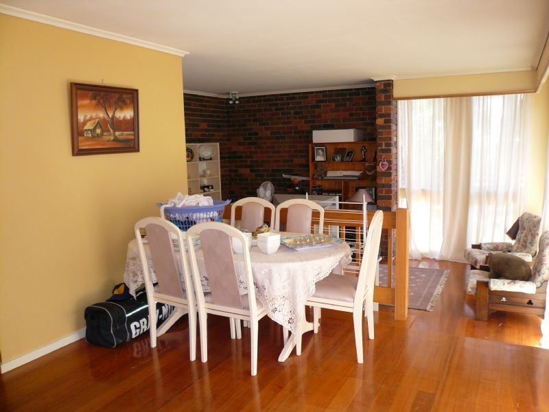 1 Gainsborough Street, Doncaster East VIC 3109