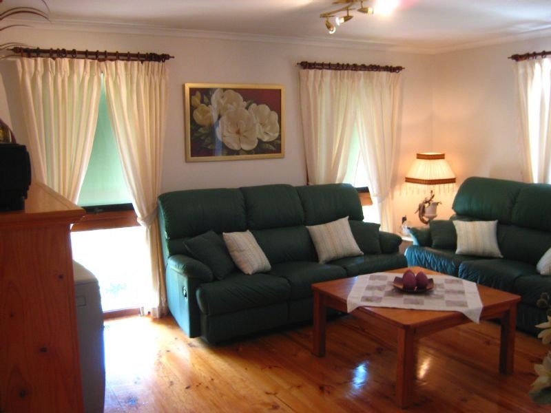 26 Buvelot Wynd, Doncaster East VIC 3109