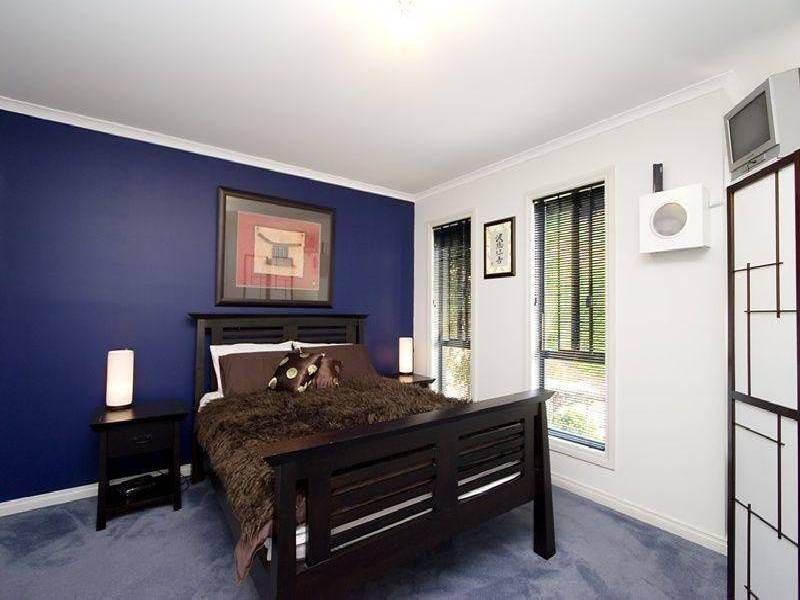 16 Karin Crescent, Glenroy VIC 3046