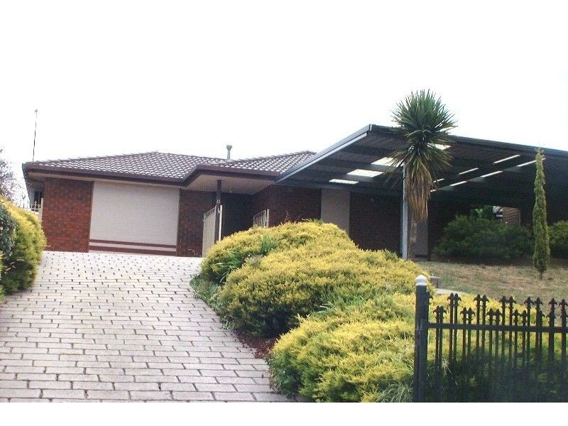 15 Magnolia Boulevard, Meadow Heights VIC 3048
