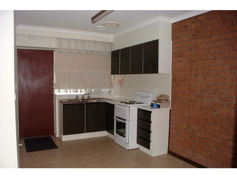 3/4 Ethel Street, Oak Park VIC 3046