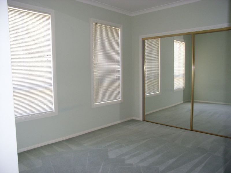 2/24 Finchley Avenue, Glenroy VIC 3046