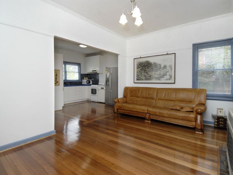 67 Station Road, Oak Park VIC 3046