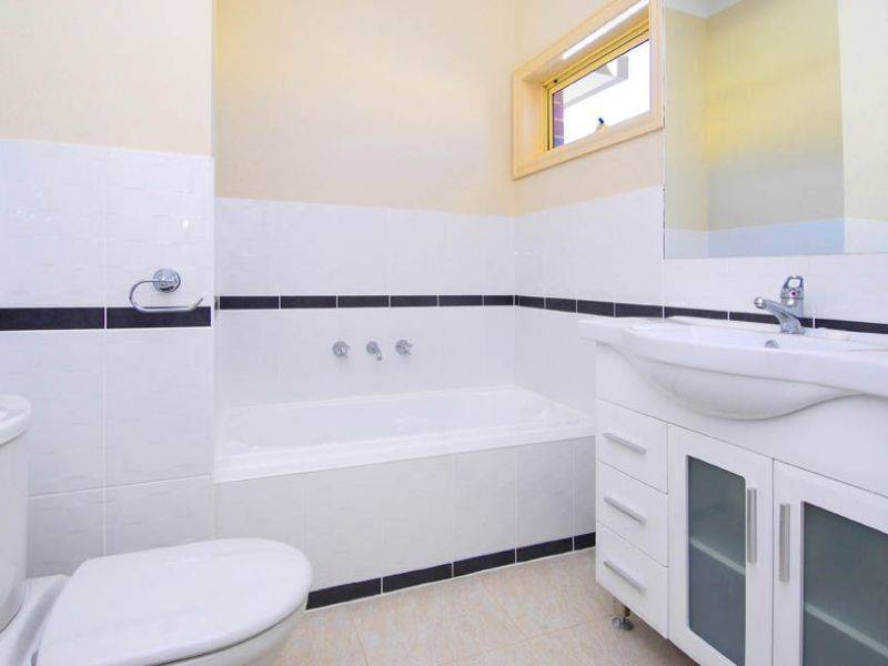 31A Sutherland Street, Hadfield VIC 3046