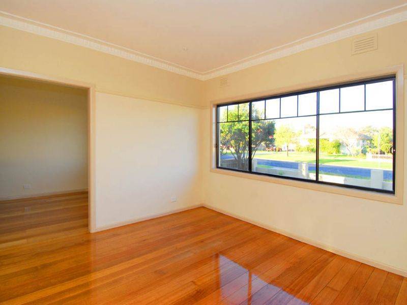 89 East Street, Hadfield VIC 3046