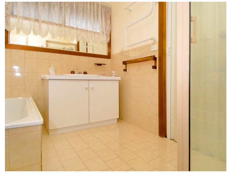 9A Yarto Court, Meadow Heights VIC 3048