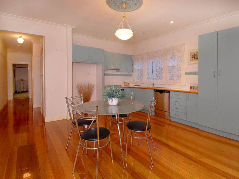 21 Menana Road, Glenroy VIC 3046