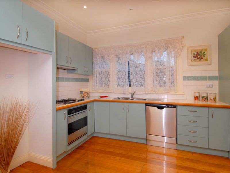 21 Menana Road, Glenroy VIC 3046