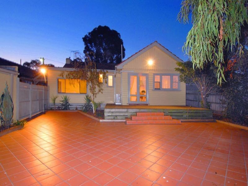 21 Menana Road, Glenroy VIC 3046