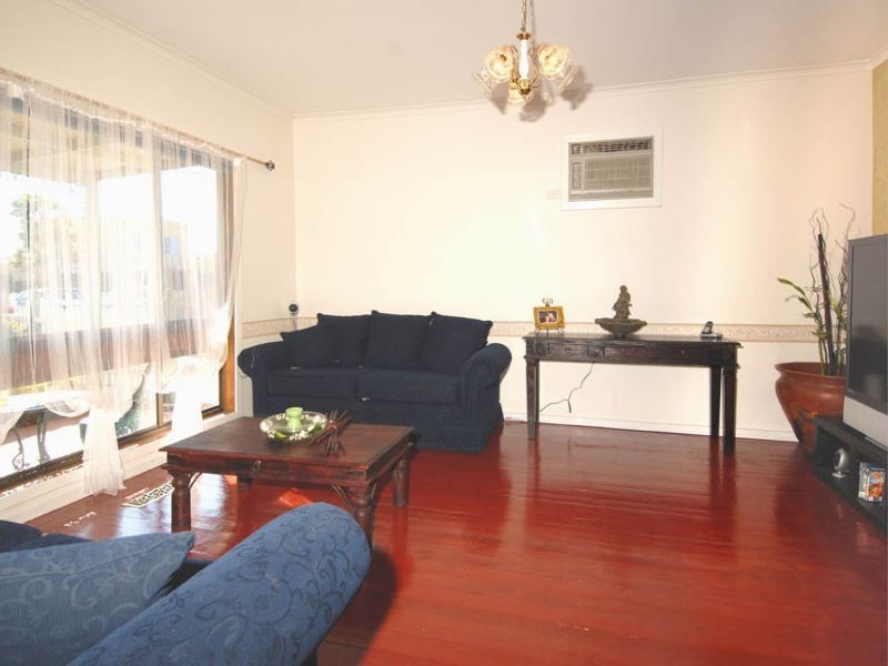 1/48 Isla Avenue, Glenroy VIC 3046