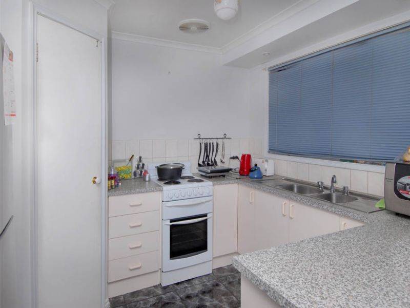 36 Bradman Drive, Meadow Heights VIC 3048