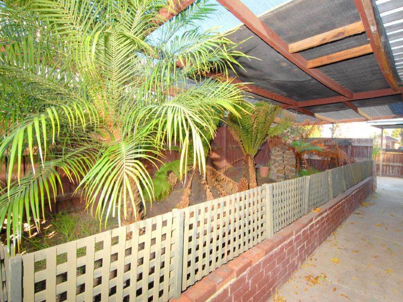 36 Bradman Drive, Meadow Heights VIC 3048