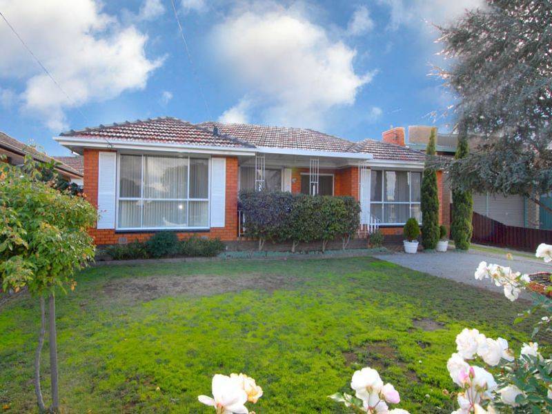 13 May Street, Glenroy VIC 3046
