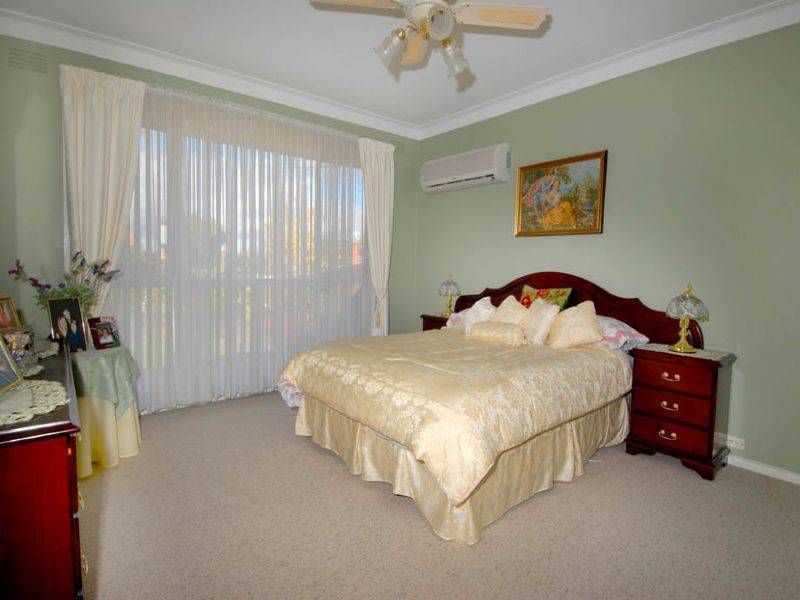 13 May Street, Glenroy VIC 3046