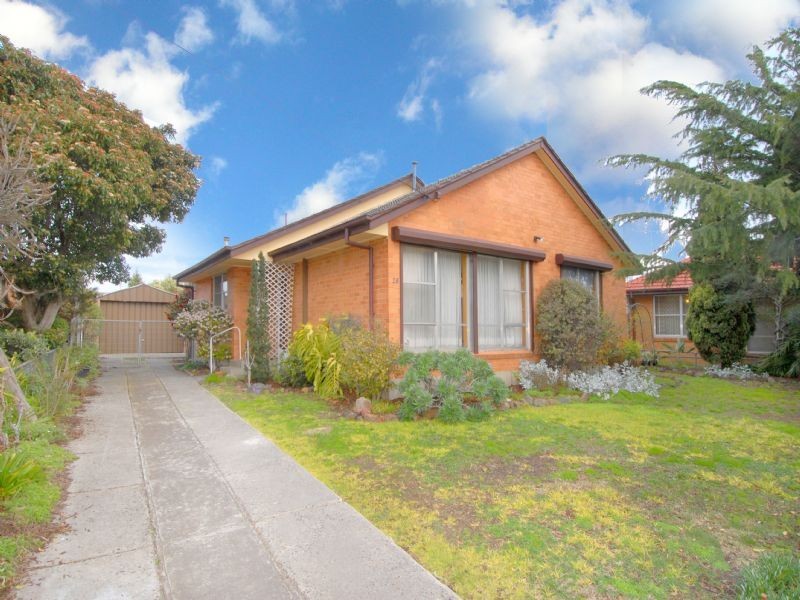 29 Inverloch Crescent, Dallas VIC 3047