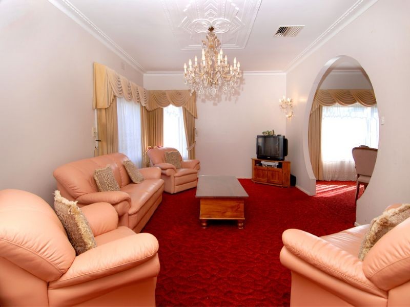 254 West Street, Glenroy VIC 3046