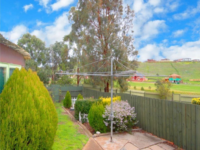 53 Valley Crescent, Glenroy VIC 3046