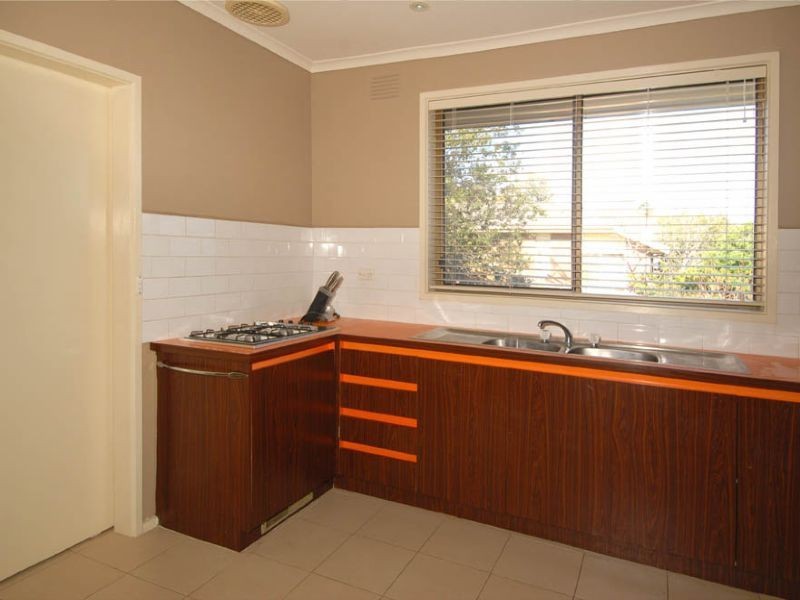 1/100 Railway Parade, Pascoe Vale VIC 3044