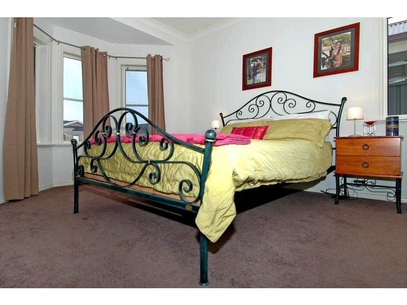 30 Girraween Crescent, Craigieburn VIC 3064