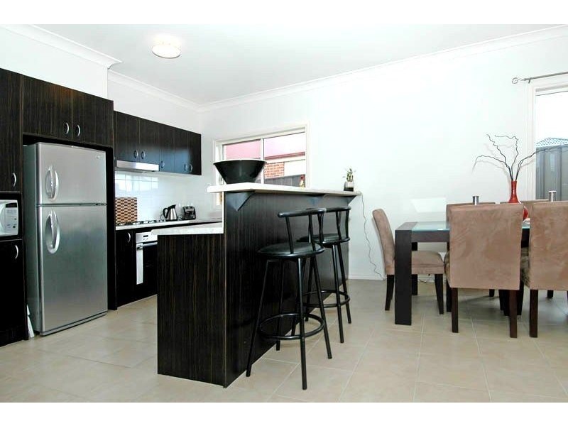 30 Girraween Crescent, Craigieburn VIC 3064