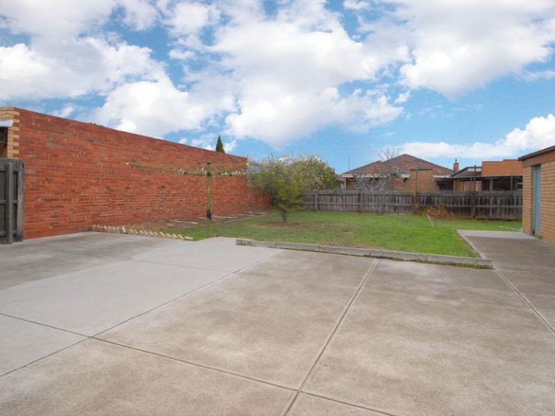 35 Percy Street, Fawkner VIC 3060