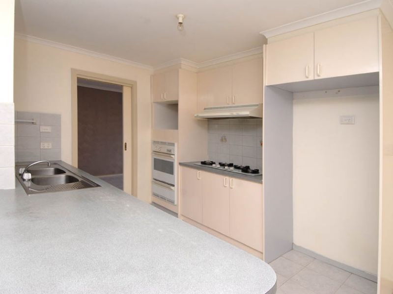 23 Ironbark Court, Meadow Heights VIC 3048