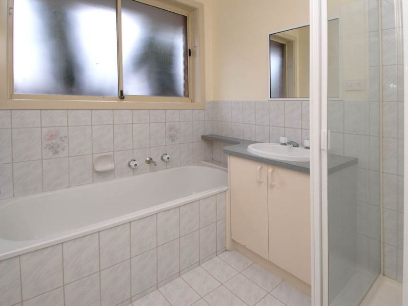 23 Ironbark Court, Meadow Heights VIC 3048