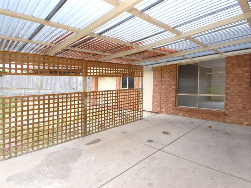 23 Ironbark Court, Meadow Heights VIC 3048