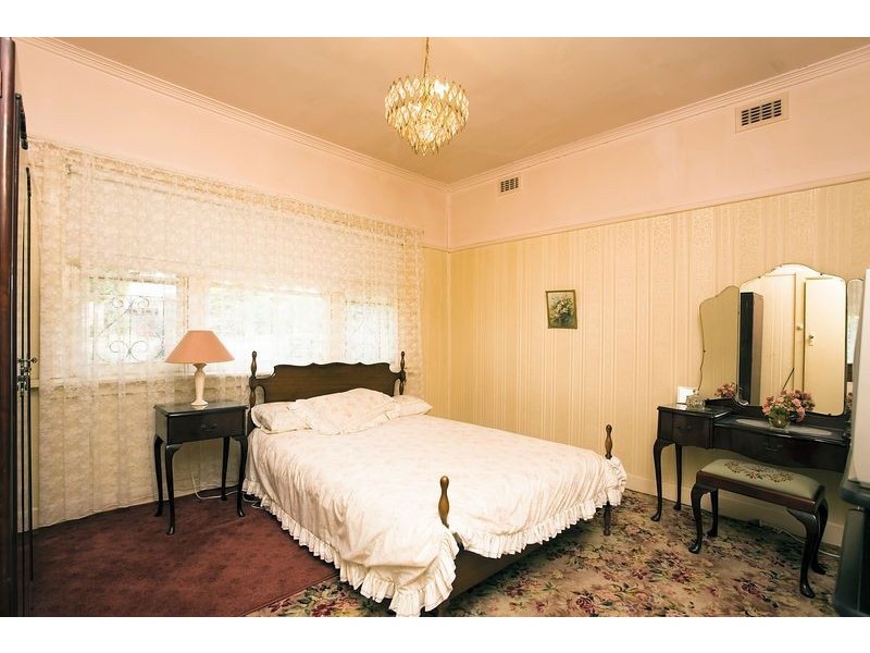 18 Becket Street South, Glenroy VIC 3046