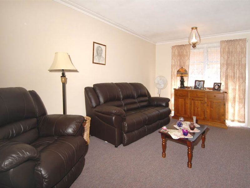 10/2 Salisbury Street, Glenroy VIC 3046