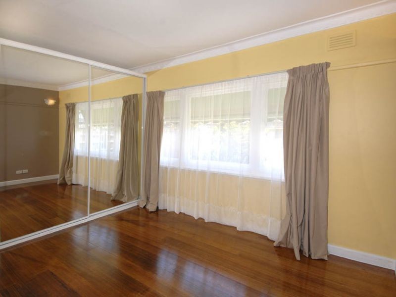 43 Golflinks Road, Glenroy VIC 3046