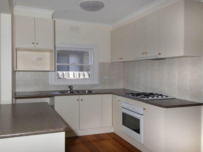 43 Golflinks Road, Glenroy VIC 3046
