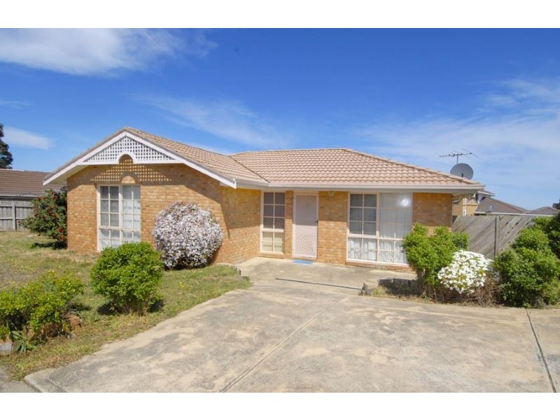 11 Wattle Close, Meadow Heights VIC 3048