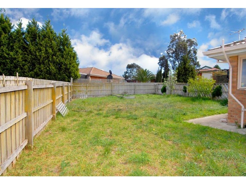 11 Wattle Close, Meadow Heights VIC 3048