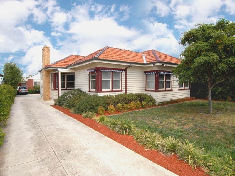 67 Melbourne Avenue, Glenroy VIC 3046