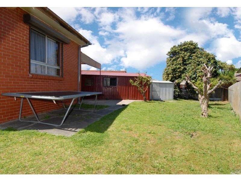 13 Jeanine Crescent, Fawkner VIC 3060