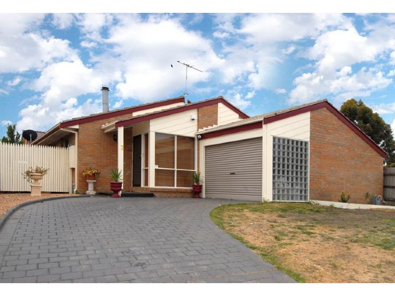 7 Eildon Court, Meadow Heights VIC 3048