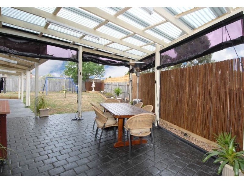 7 Eildon Court, Meadow Heights VIC 3048