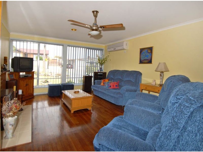 18 Rosebud Crescent, Broadmeadows VIC 3047