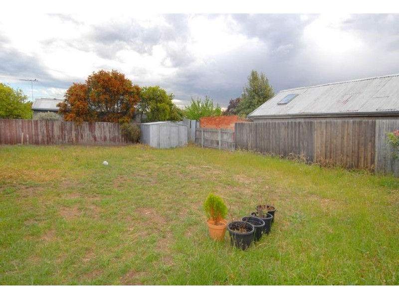 11 Kinnaird Street, Jacana VIC 3047