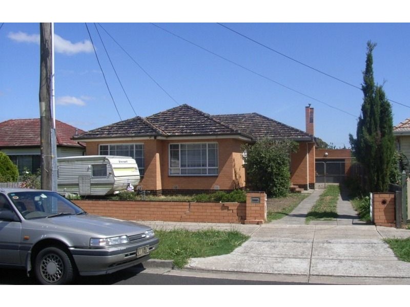 15 Eileen Street, Glenroy VIC 3046