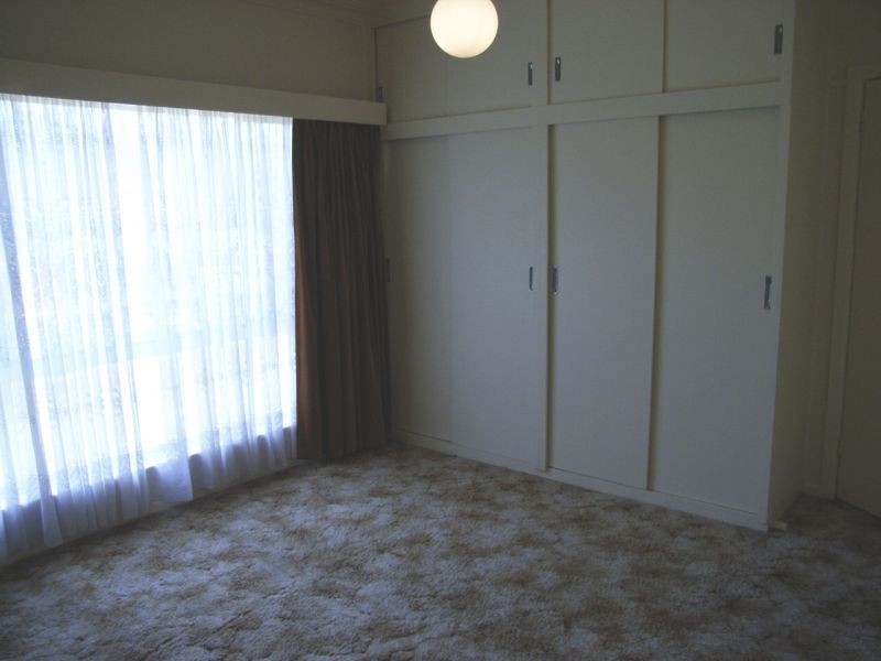 28 Curie Avenue, Oak Park VIC 3046