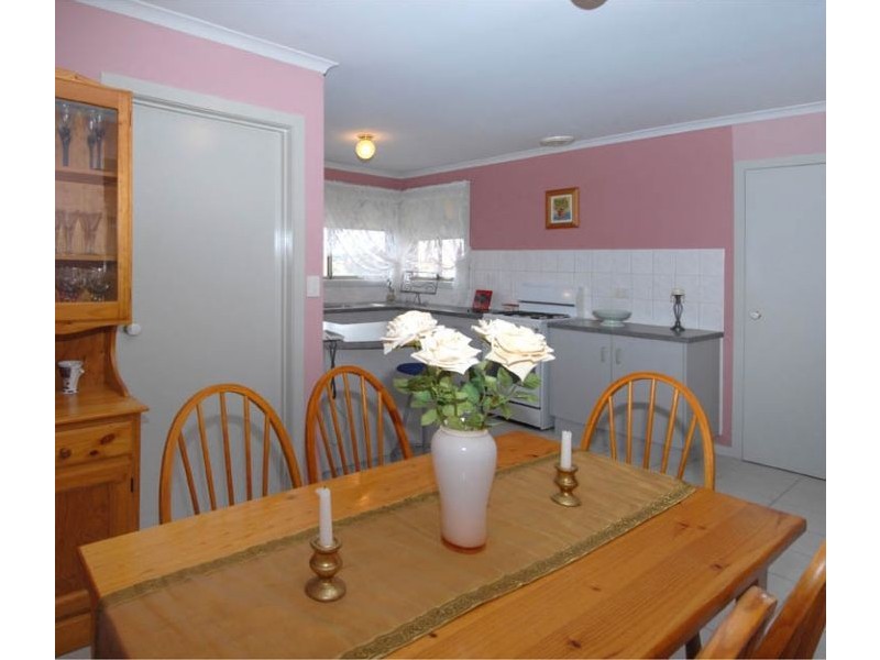 8/50 Rokewood Crescent, Meadow Heights VIC 3048