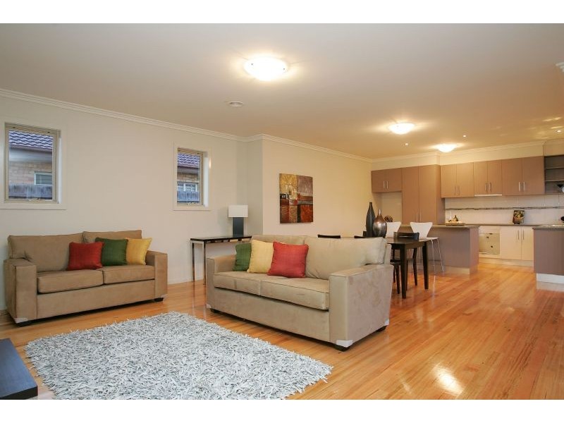 2/11 Danin Street, Pascoe Vale VIC 3044